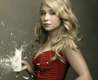 Hayden Panettiere drinking milk and it's definitely doing her body good.